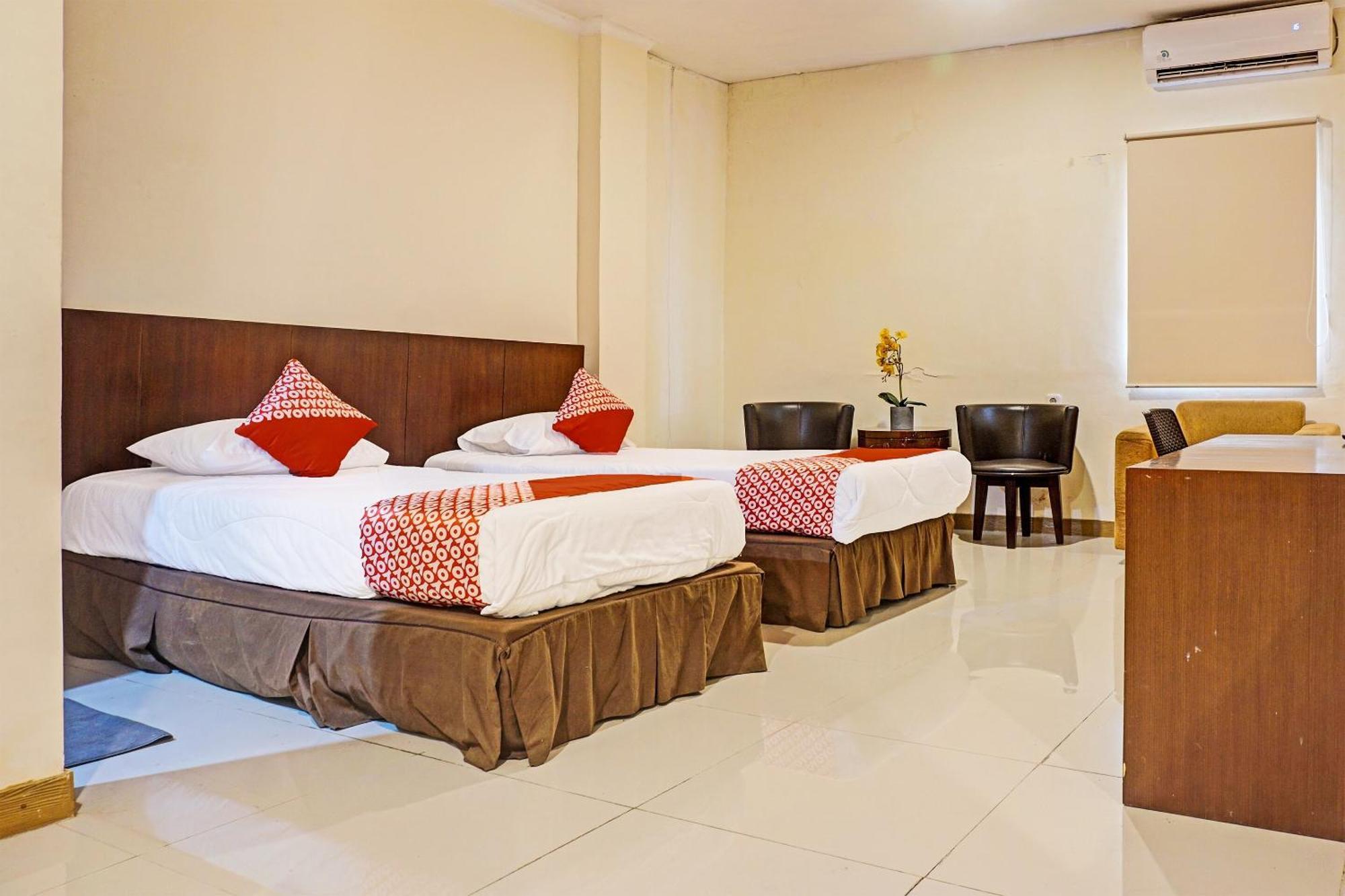 Hotel Collection O 91414 Marina 3*