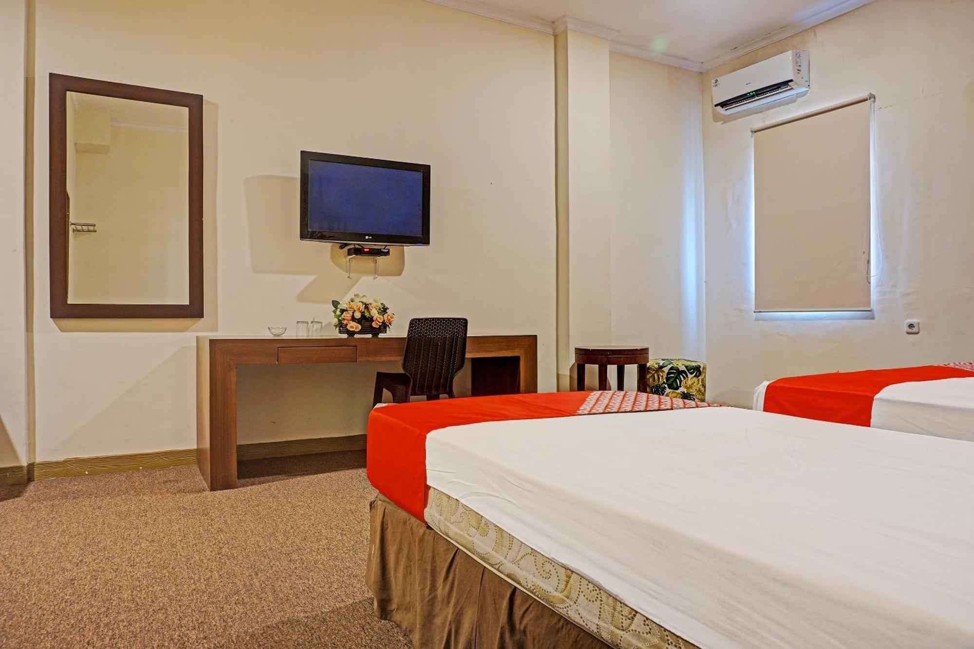 Hotel Collection O 91414 Marina Makassar